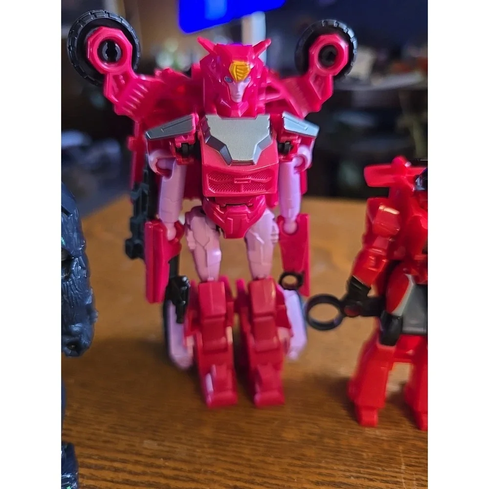 Lot (4) Transformers  Action Figures‎ Plastic